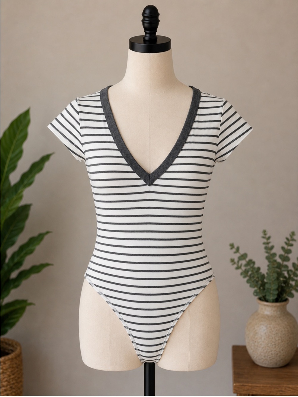 Free People Striped Deep V Bodysuit XS Made in USA - Picture 2 of 5